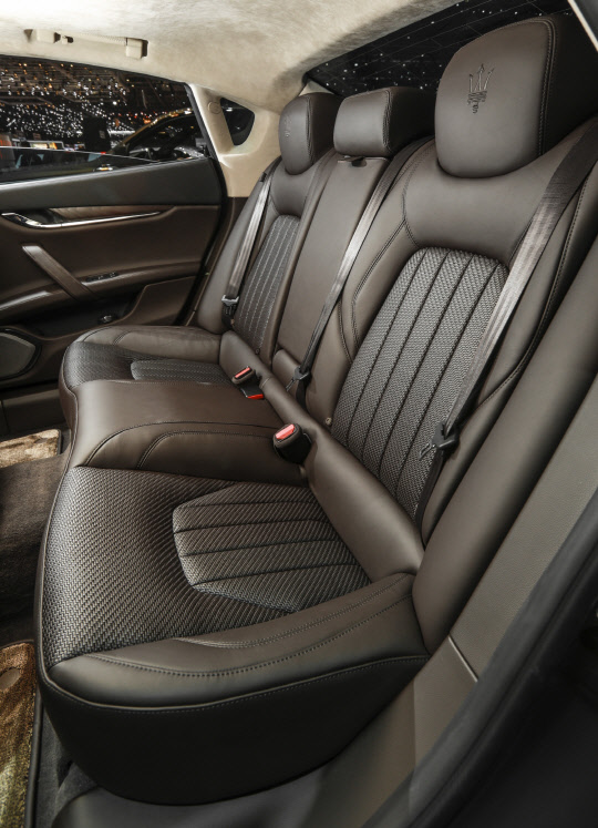 콰트로포르테 S Q4그란루쏘 제냐 펠레테스타 에디션 2열  사진=성승제 기자